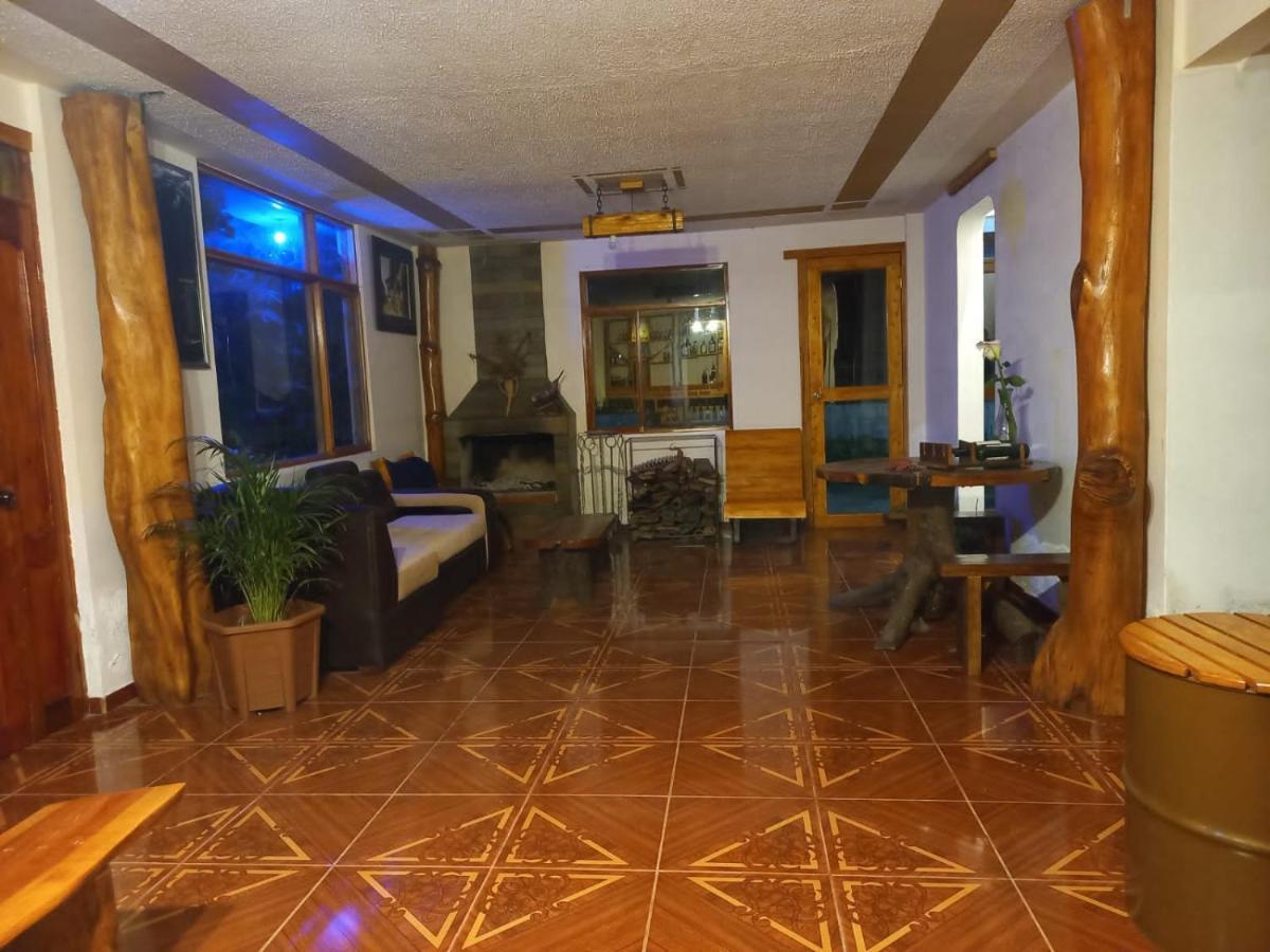 Bonanza Hospedaje Otavalo Εξωτερικό φωτογραφία
