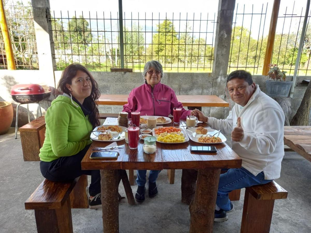 Bonanza Hospedaje Otavalo Εξωτερικό φωτογραφία